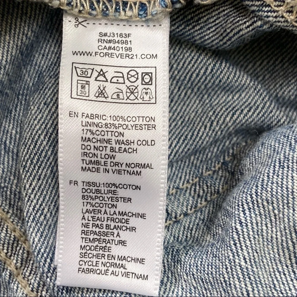21 Denim jean overall festival shorts with open back, Medium